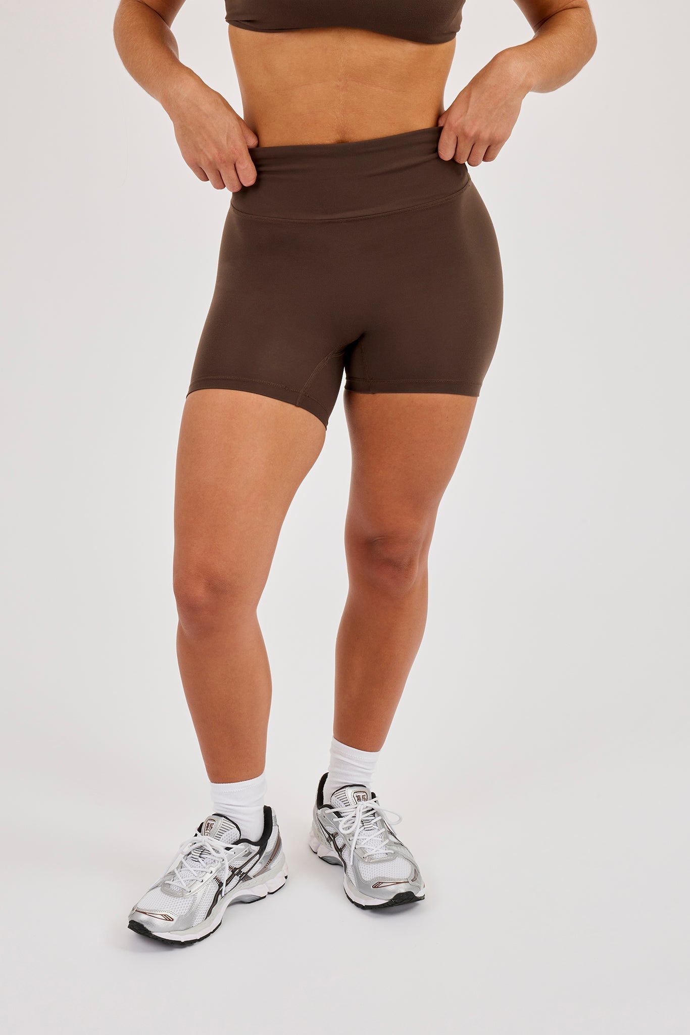 Classic Short - Chocolate